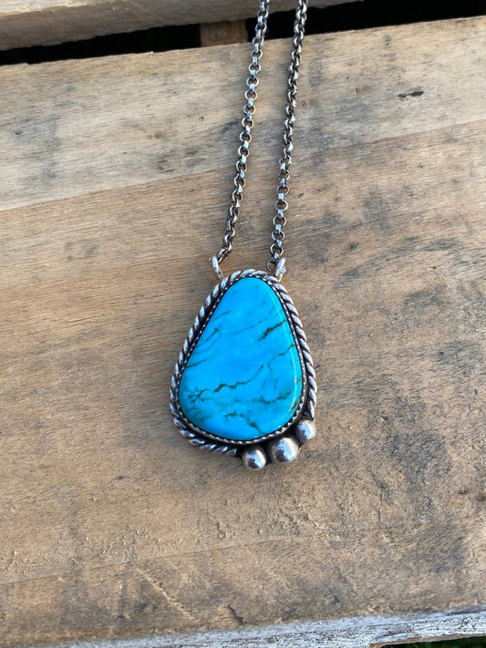 Kingman Turquoise Necklace (1)